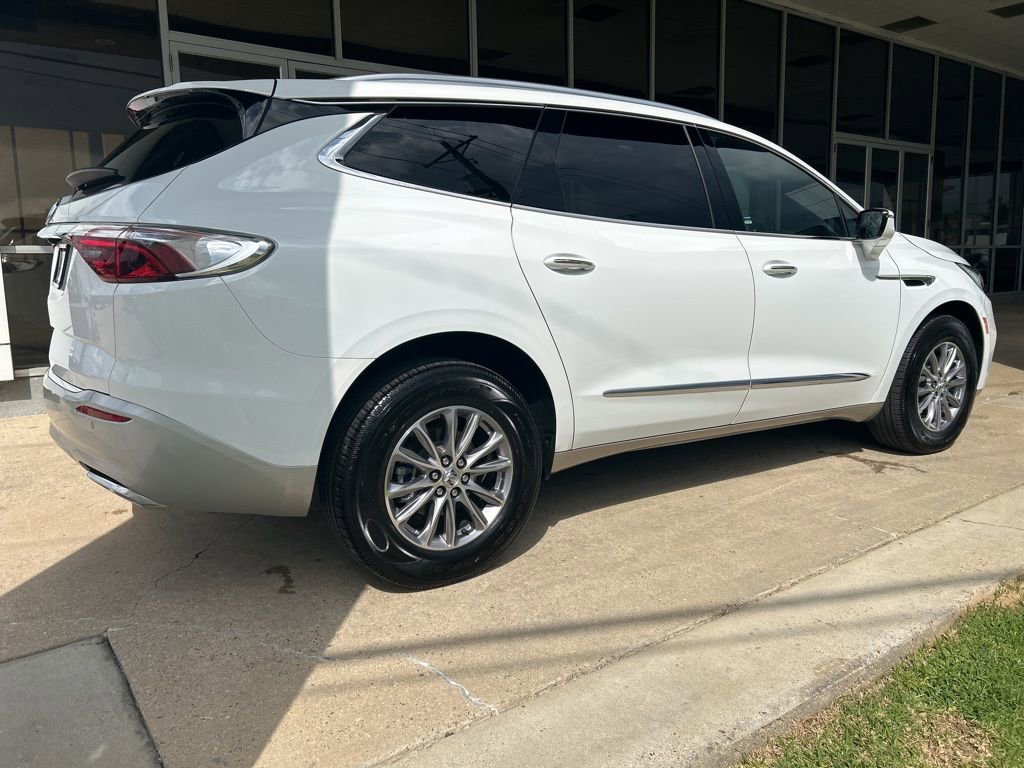 Certified 2023 Buick Enclave Essence FWD image 7