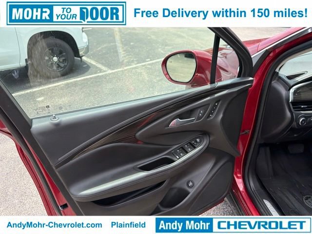 Used 2019 Buick Envision Essence w/ LPO, Cargo Package FWD image 10