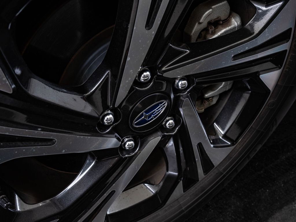 Used 2024 Subaru Crosstrek 2.0i Premium w/ Popular Package #4 image 8