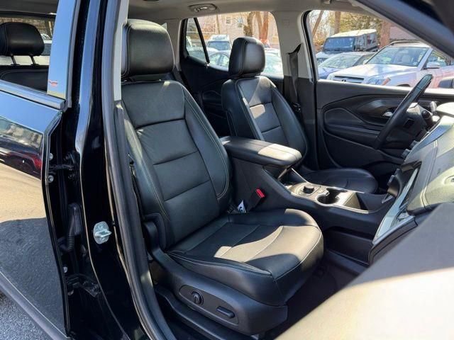 Used 2022 GMC Terrain SLT w/ Infotainment Package II AWD/4WD image 13