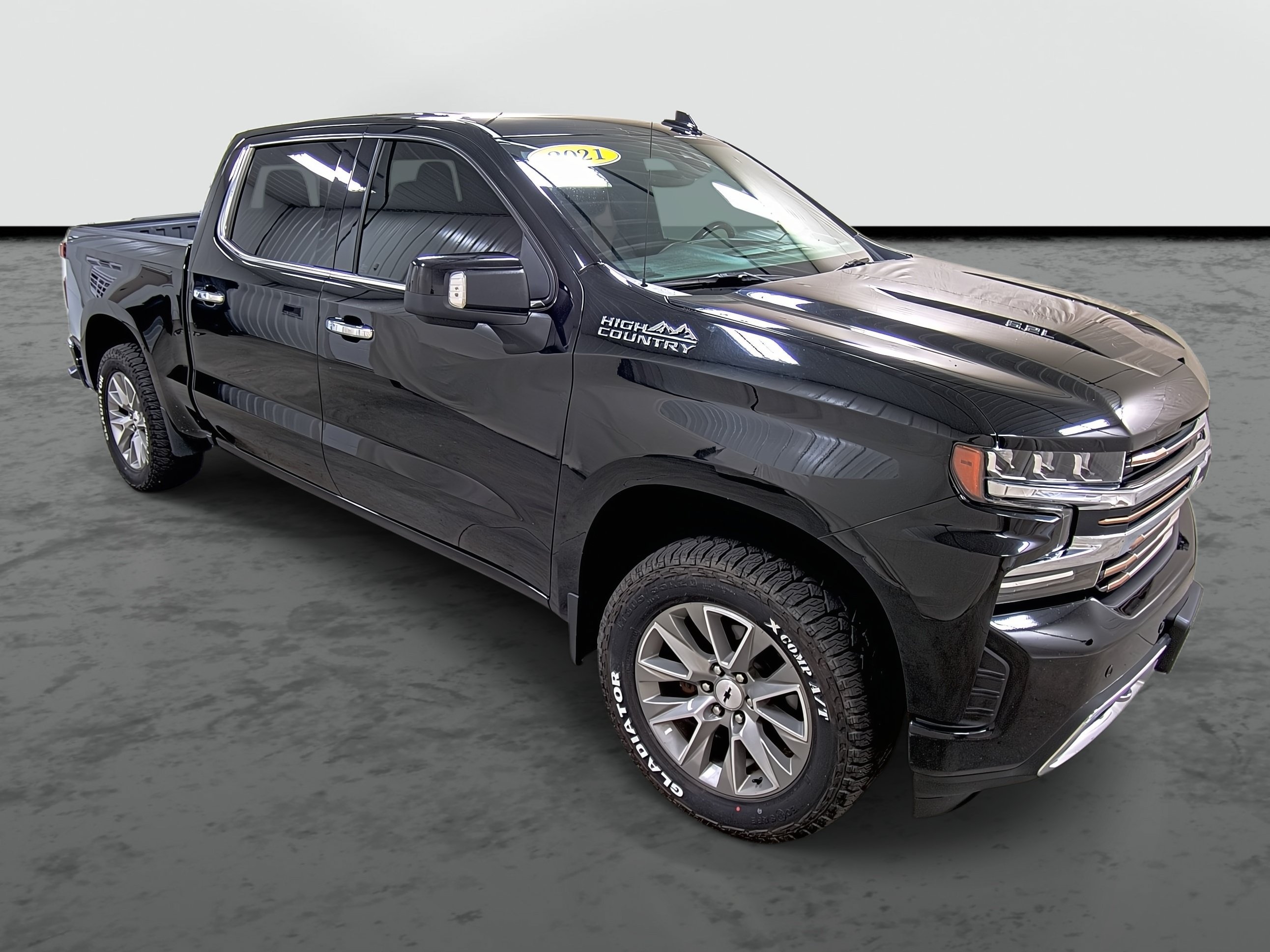 Used 2021 Chevrolet Silverado 1500 High Country w/ Technology Package AWD/4WD image 5