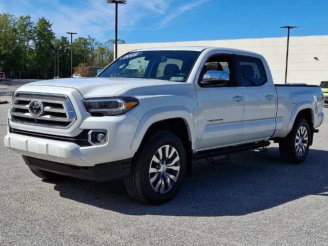 Used 2022 Toyota Tacoma Limited AWD/4WD image 6
