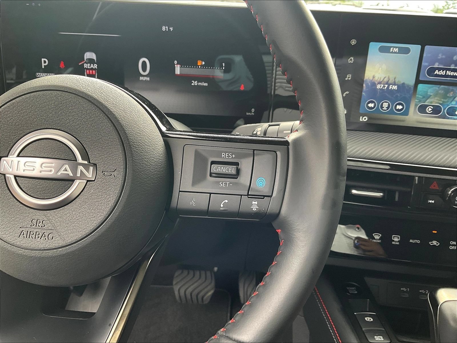 Certified 2025 Nissan Kicks SR FWD image 14