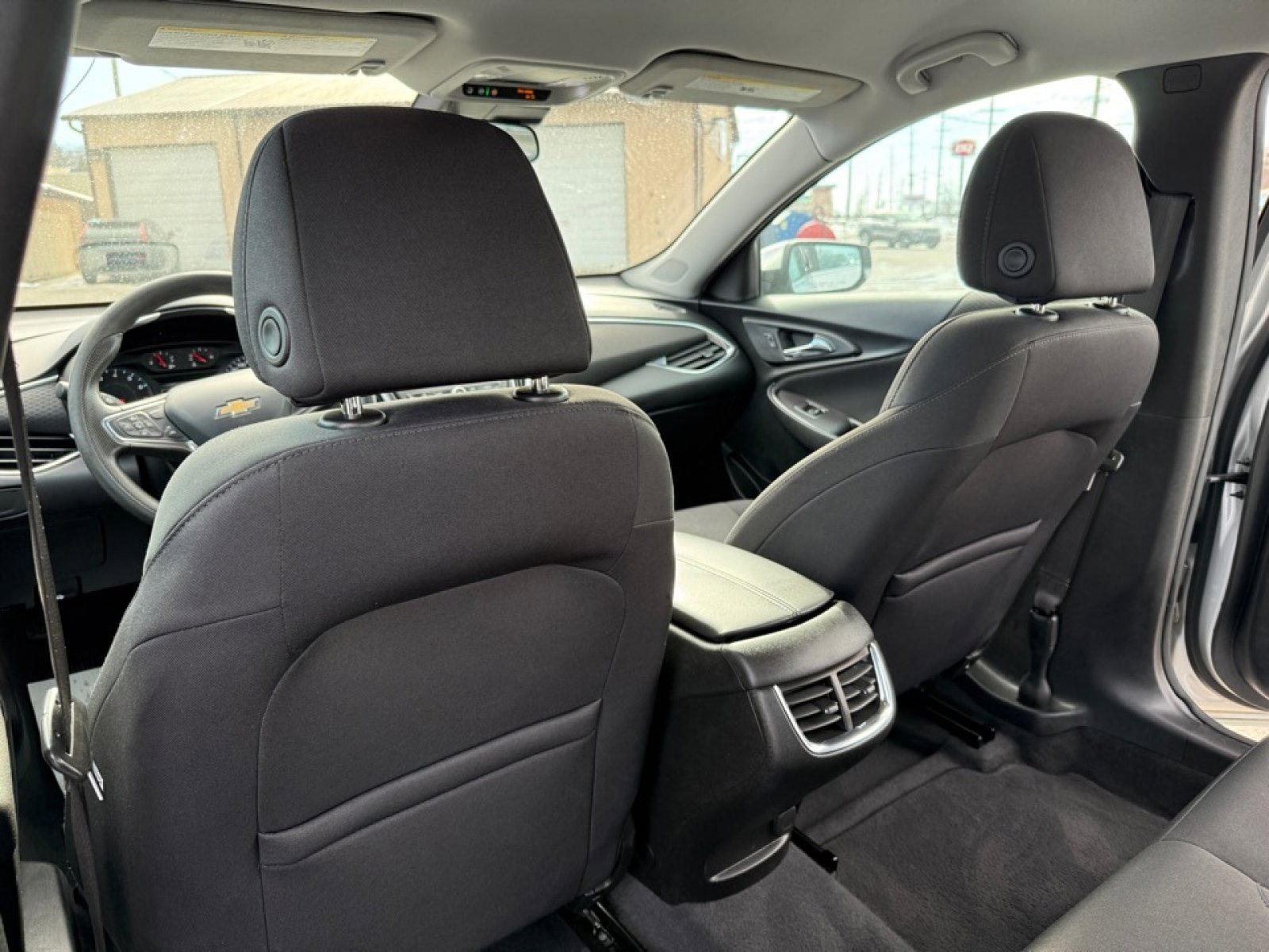 Used 2021 Chevrolet Malibu LT image 29