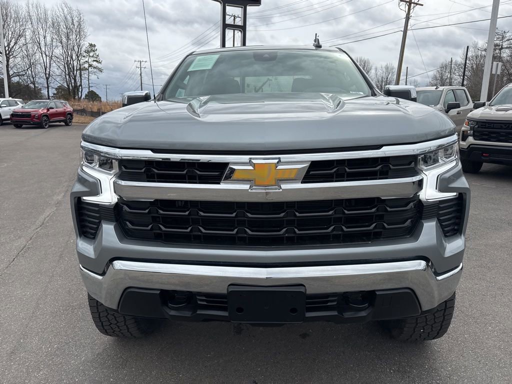 Used 2025 Chevrolet Silverado 1500 LT image 8