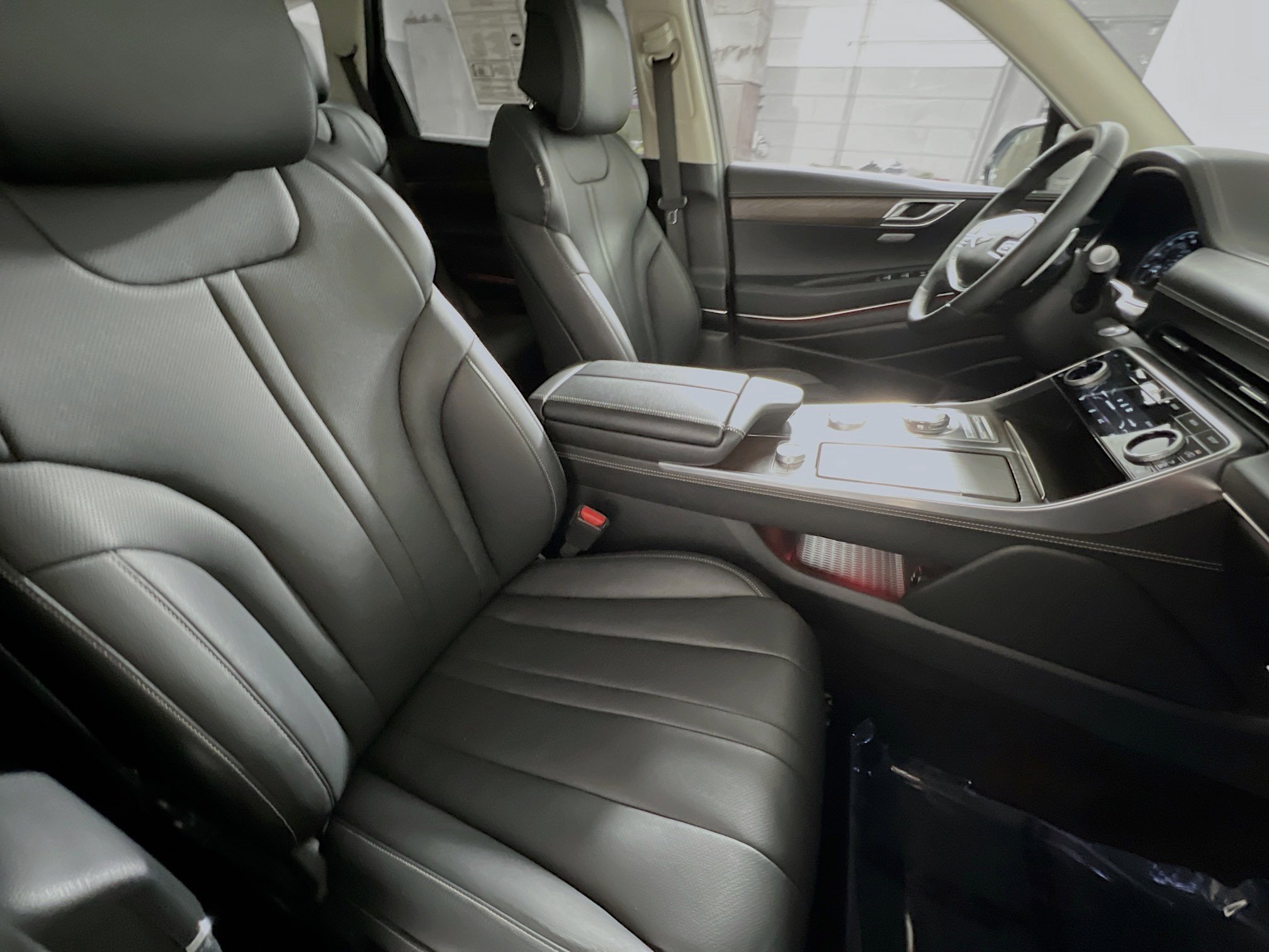 Used 2024 Genesis GV80 2.5T AWD/4WD image 31