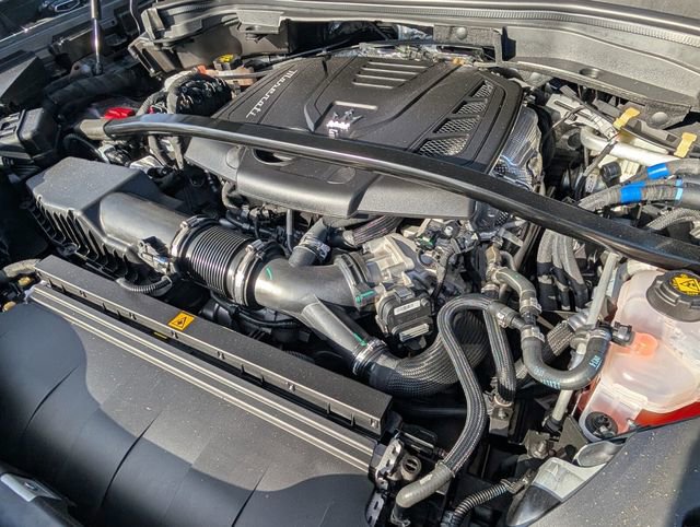 Used 2023 Maserati Grecale GT image 21