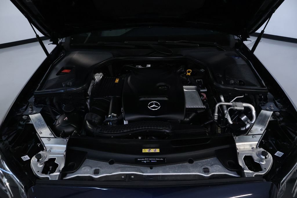 Used 2019 Mercedes-Benz E 300 4MATIC image 37