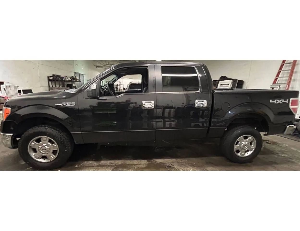 Used 2014 Ford F150 XLT image 2