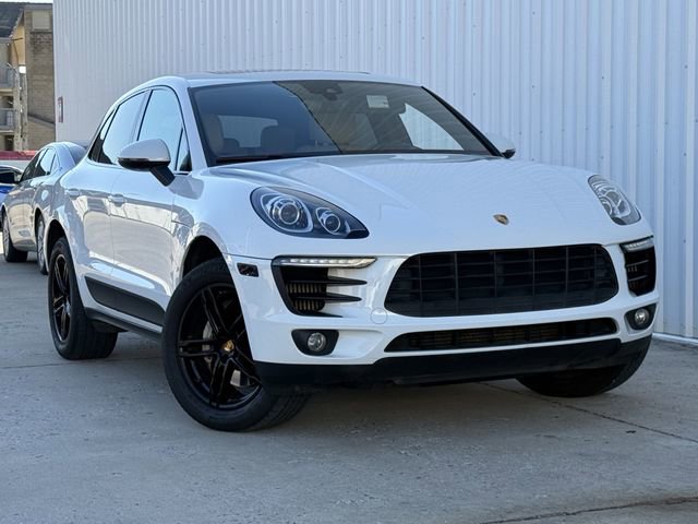 Used 2018 Porsche Macan S w/ Premium Package Plus image 2
