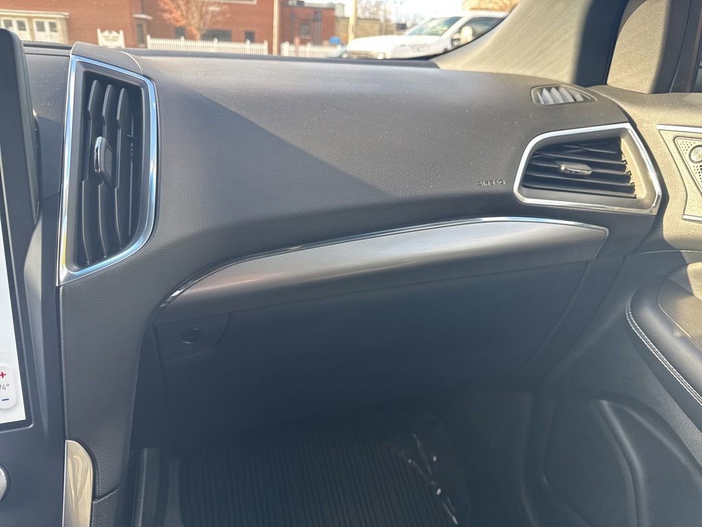 Certified 2022 Ford Edge ST image 26