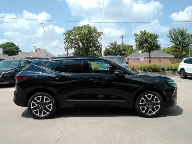 Used 2024 Chevrolet Blazer RS w/ Driver Confidence II Package FWD image 5