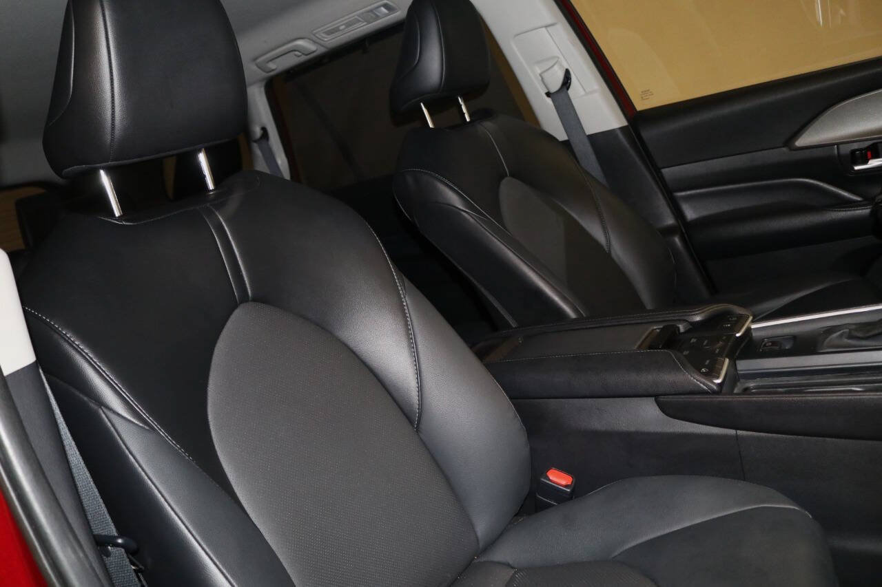 Used 2024 Toyota Grand Highlander AWD image 94