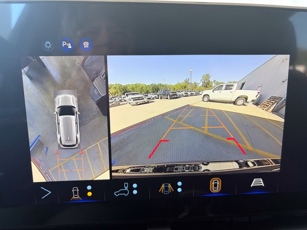 New 2027 Chevrolet Equinox LT w/ Convenience Package II FWD image 29