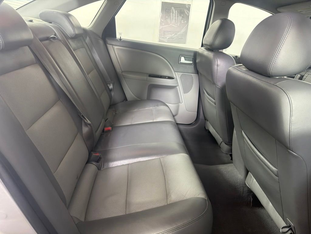 Used 2005 Mercury Montego Premier AWD/4WD image 32