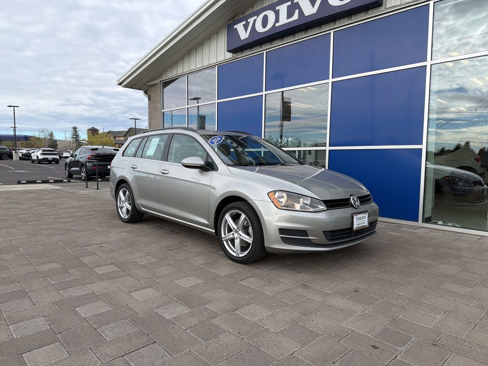 Used 2016 Volkswagen Golf Limited Edition