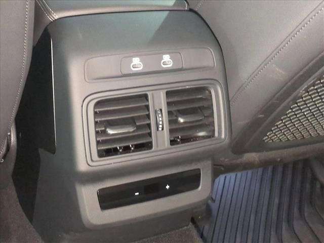 Certified 2025 Audi Q5 Premium w/ Convenience Package image 23