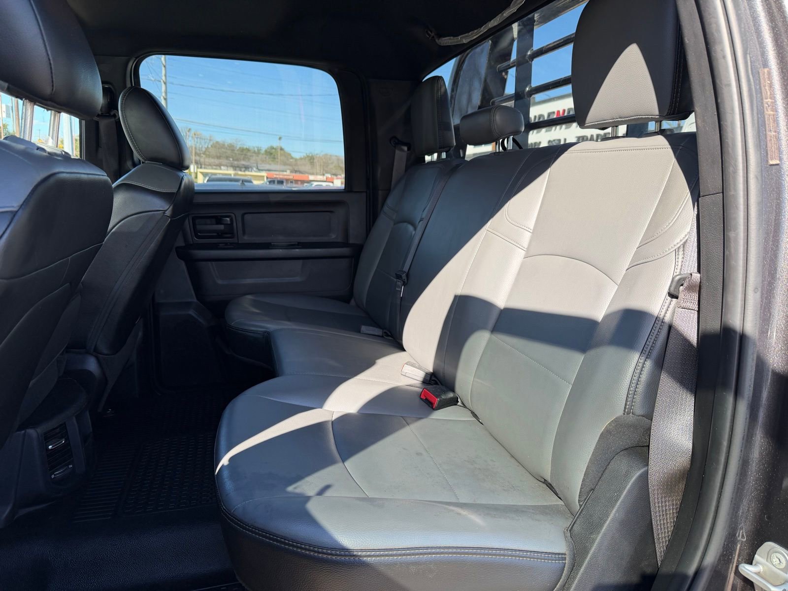 Used 2022 RAM 3500 Tradesman w/ Chrome Appearance Group image 18