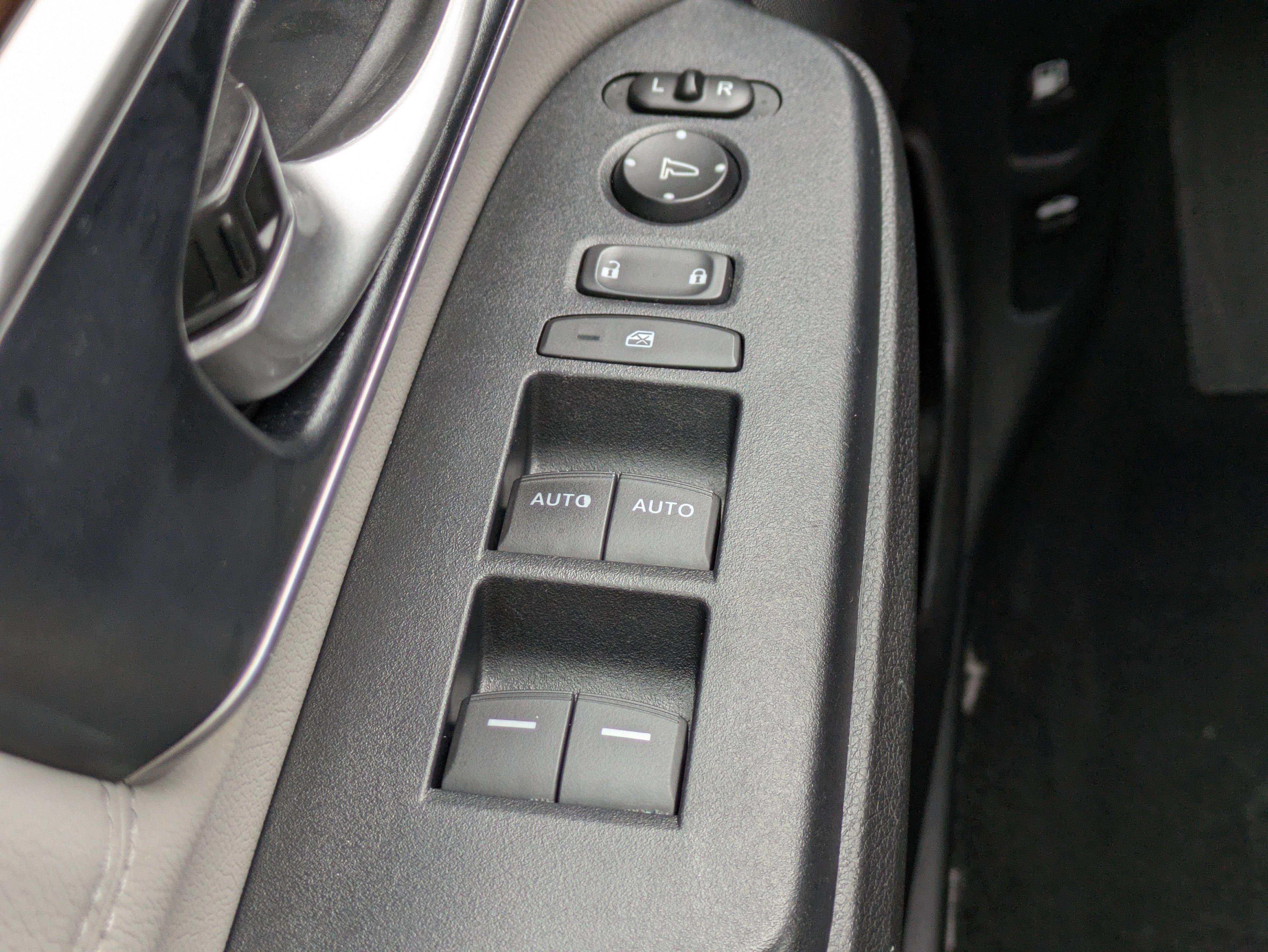 Certified 2020 Honda CR-V EX-L image 32