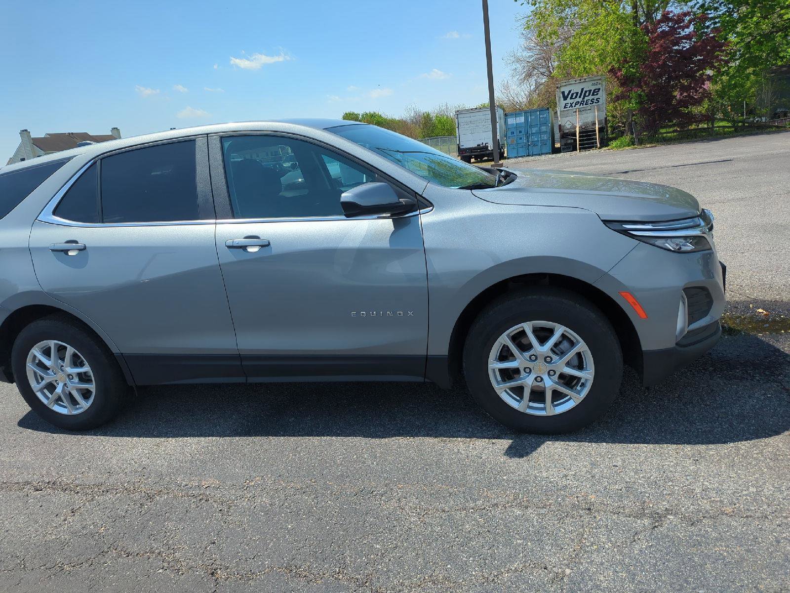 Used 2023 Chevrolet Equinox LT AWD/4WD image 3