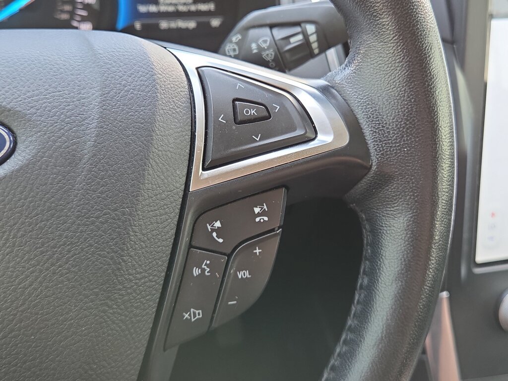 Used 2024 Ford Edge Titanium AWD/4WD image 20