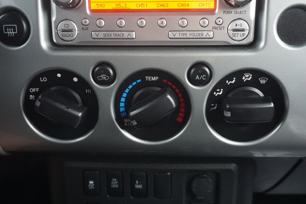 Used 2012 Toyota FJ Cruiser 4WD w/ Convenience Pkg image 10