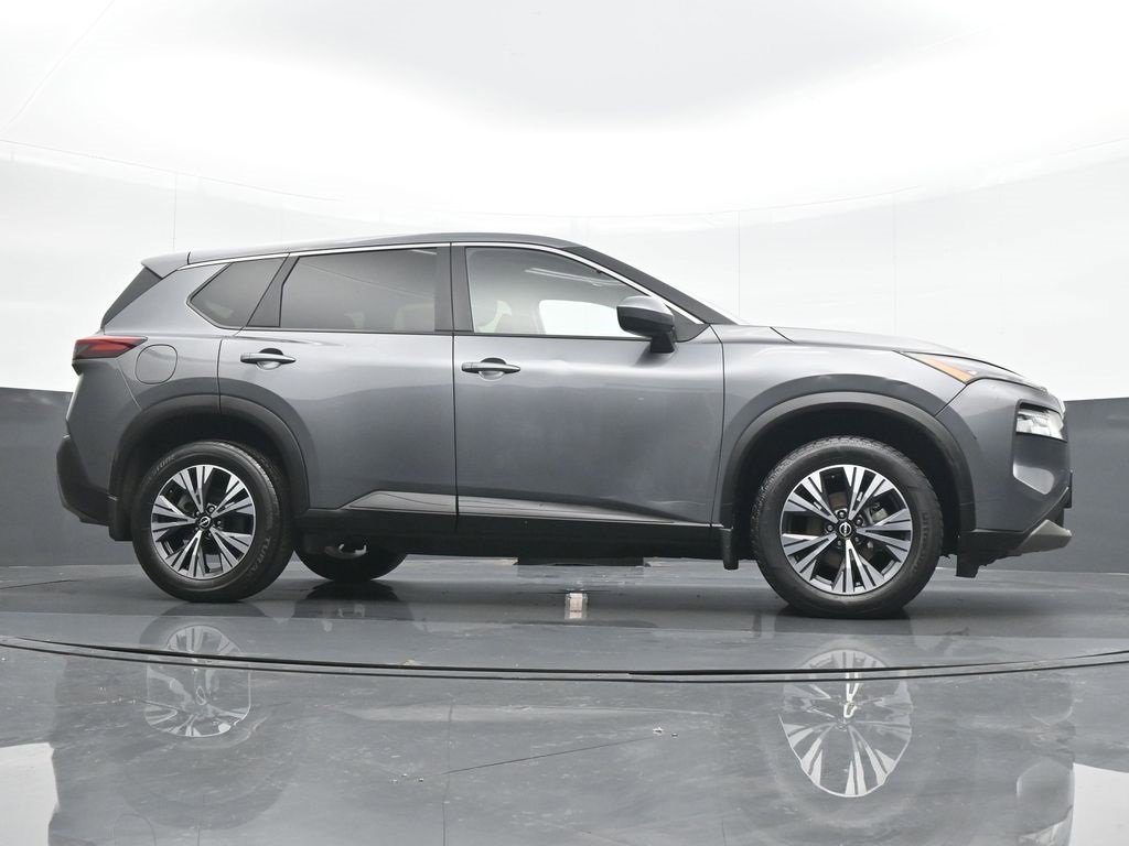 Used 2023 Nissan Rogue SV image 22