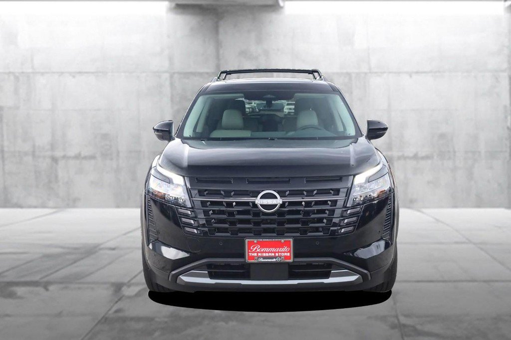 New 2026 Nissan Pathfinder SL w/ SL Premium Package AWD/4WD image 4