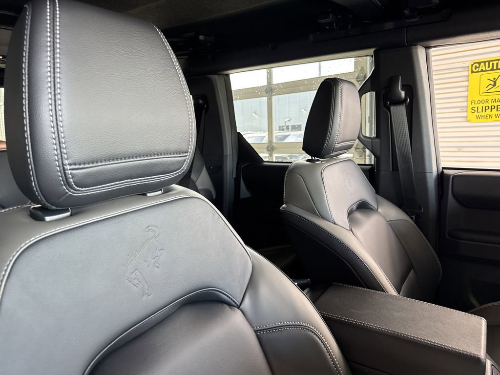 New 2025 Ford Bronco Outer Banks image 14