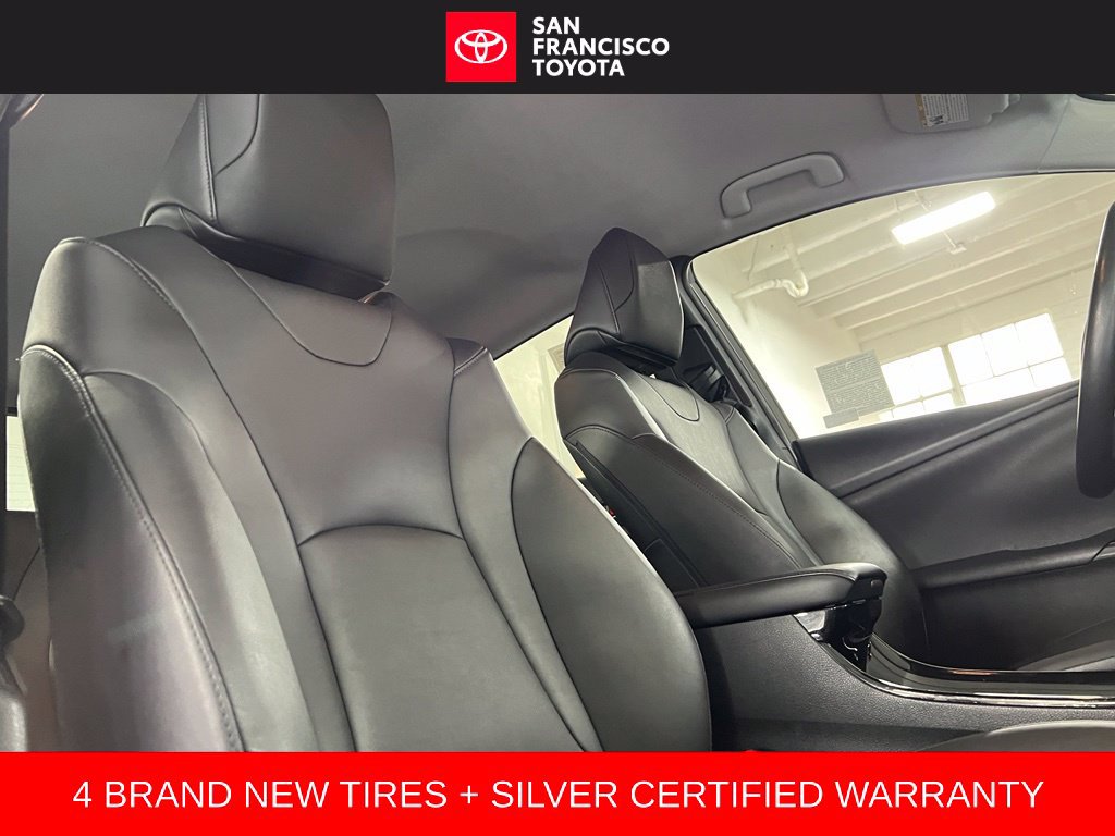 Certified 2017 Toyota Prius Prime Advanced FWD image 21
