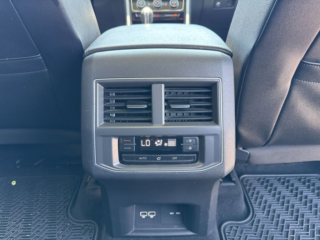 Used 2018 Volkswagen Atlas SEL FWD image 25