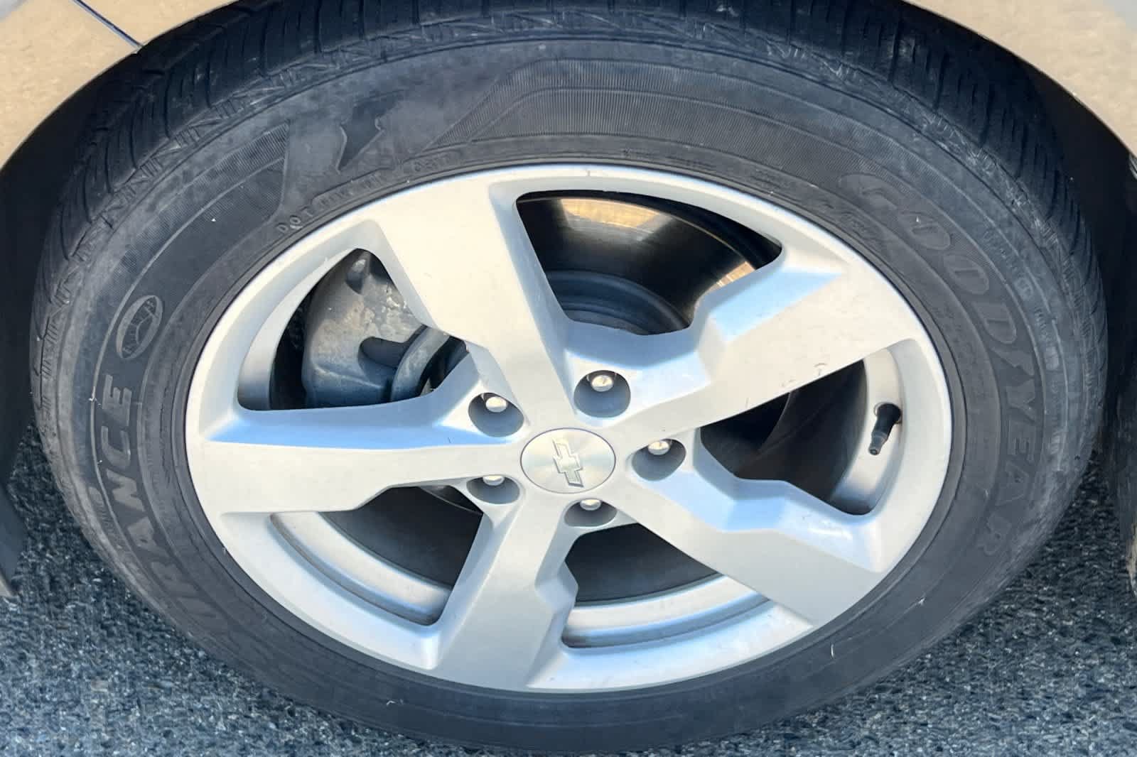 Used 2014 Chevrolet Volt Premium w/ Premium Trim Package FWD image 10