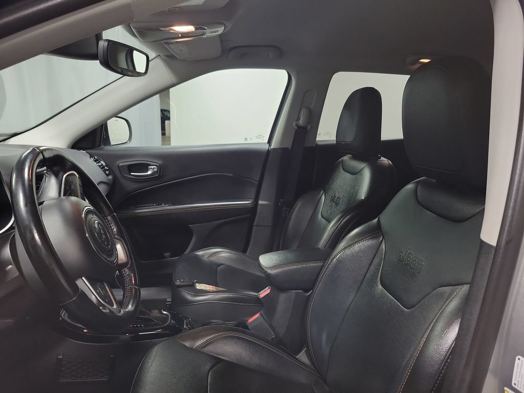 Used 2020 Jeep Compass Limited AWD/4WD image 13