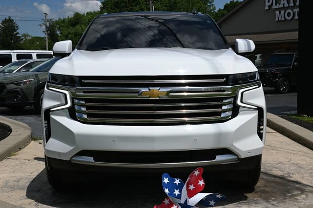 Used 2024 Chevrolet Tahoe High Country AWD/4WD image 2