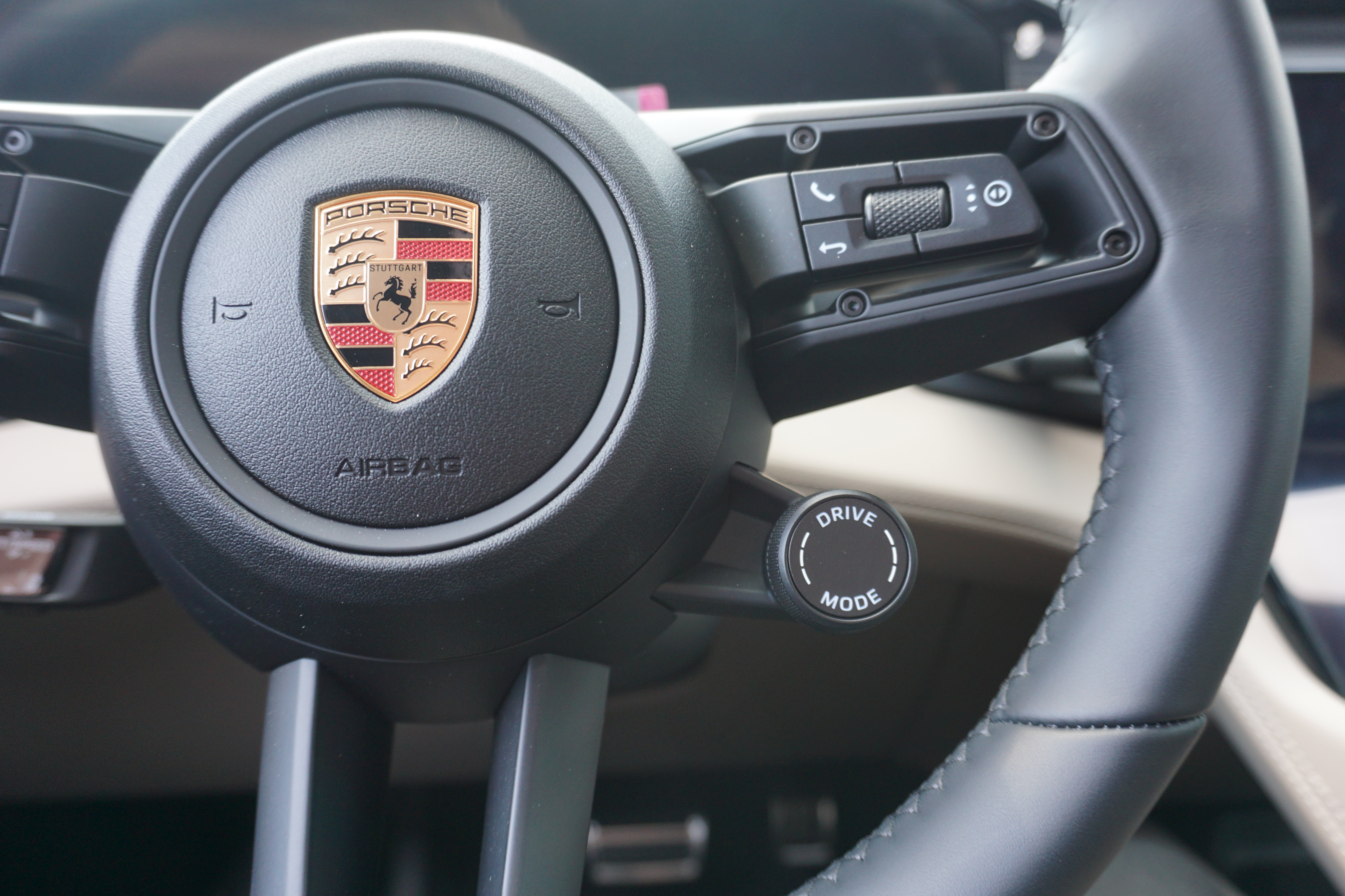 New 2026 Porsche Cayenne Electric AWD/4WD image 21