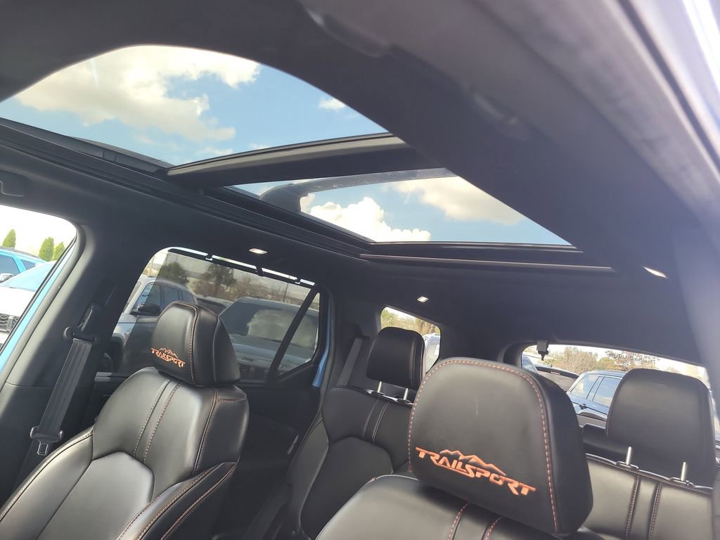 Used 2025 Honda Pilot TrailSport image 21