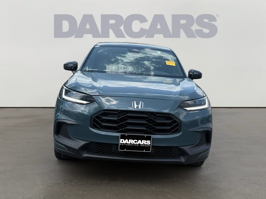 Used 2025 Honda HR-V Sport image 2