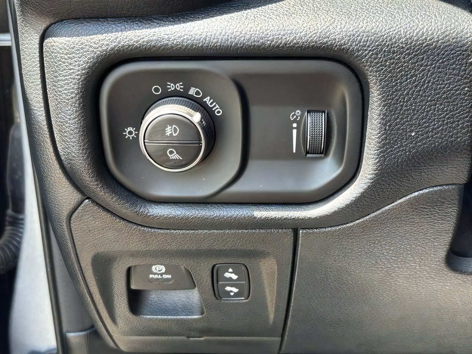 Used 2022 RAM 1500 Rebel w/ Rebel Level A Equipment Group AWD/4WD image 26