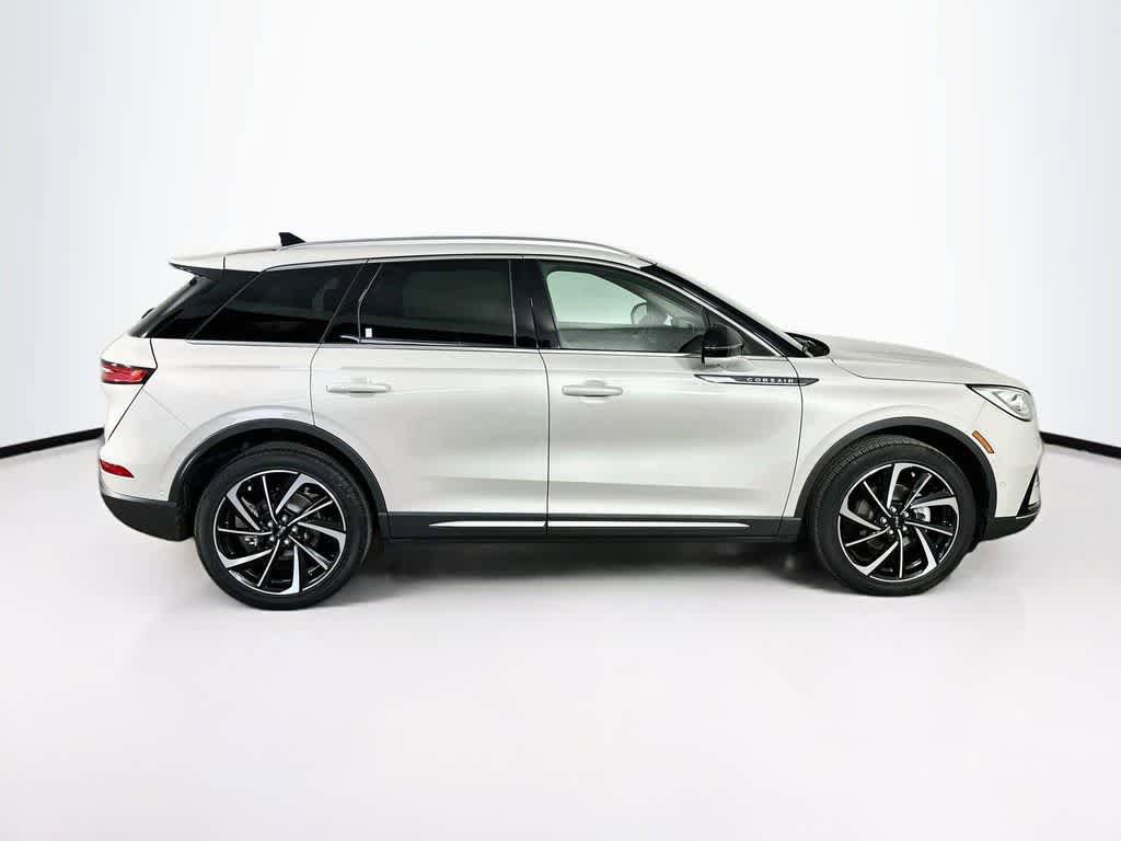 Used 2023 Lincoln Corsair Reserve w/ Equipment Group 202A FWD image 25