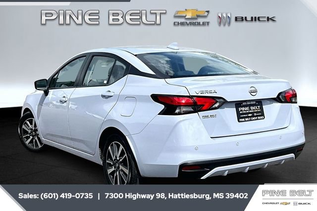 Used 2025 Nissan Versa SV image 2