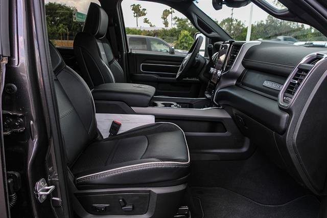 Used 2025 RAM 2500 Laramie w/ Night Edition image 16