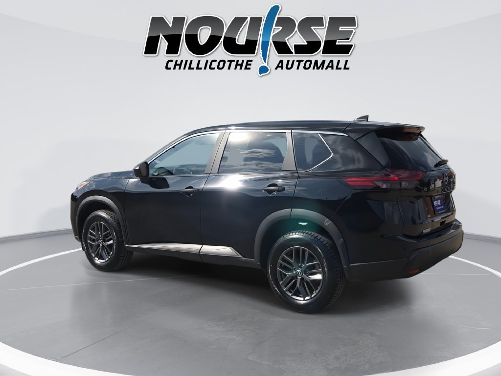 Used 2024 Nissan Rogue S FWD image 6