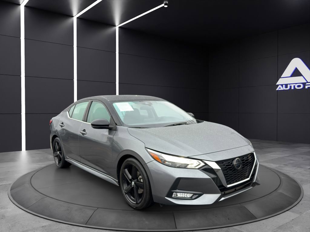 Used 2022 Nissan Sentra SR image 3