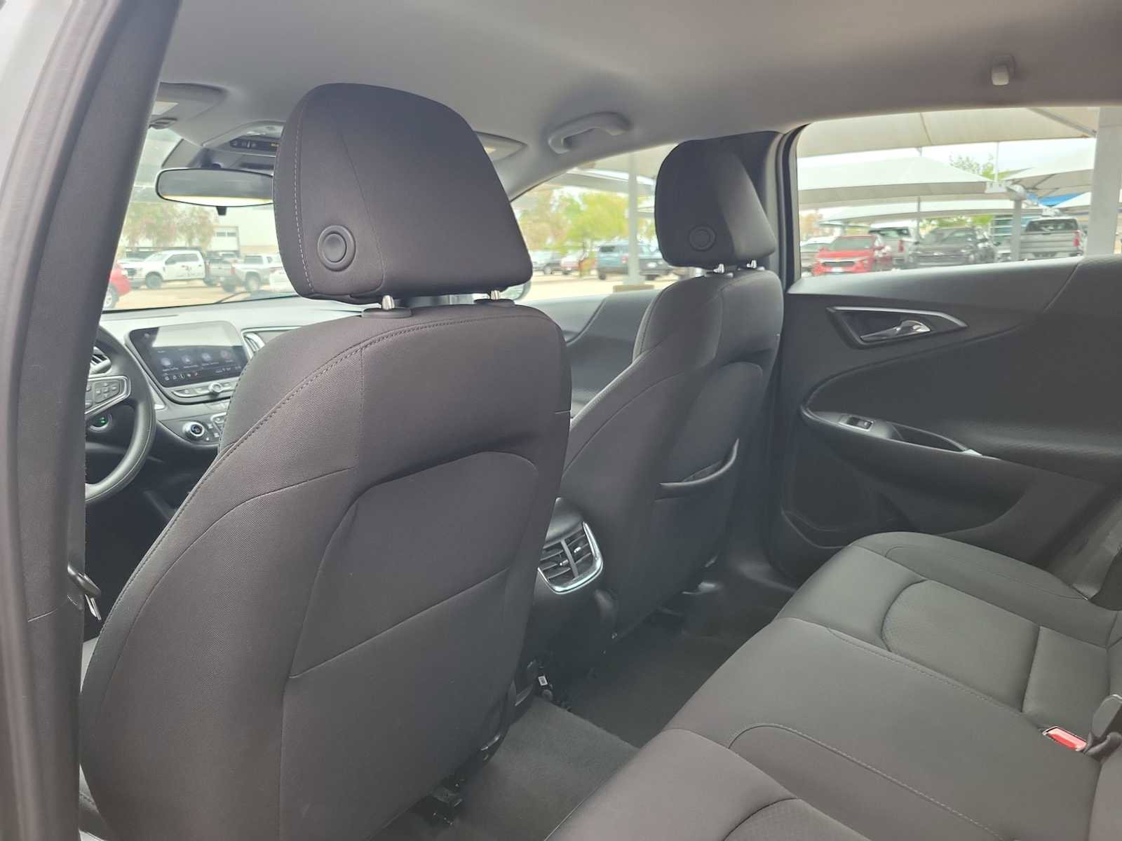 Used 2024 Chevrolet Malibu LT FWD image 16