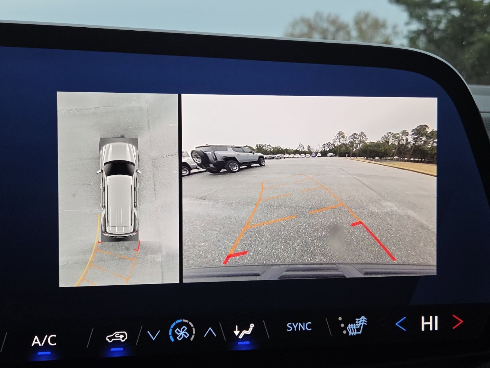 Used 2025 Chevrolet Tahoe RST w/ Comfort Package image 12