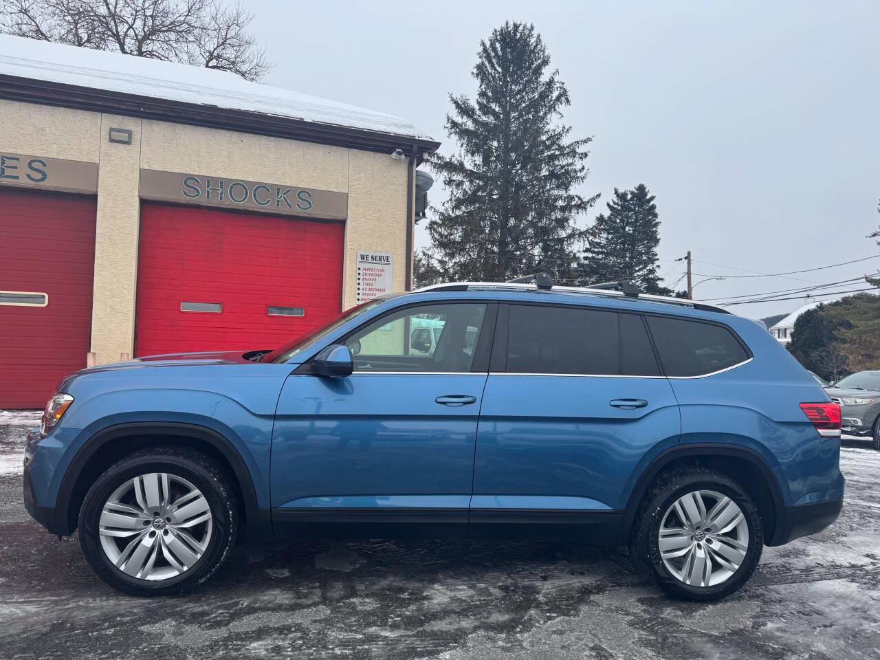 Used 2019 Volkswagen Atlas SE w/ Towing Package AWD/4WD image 5
