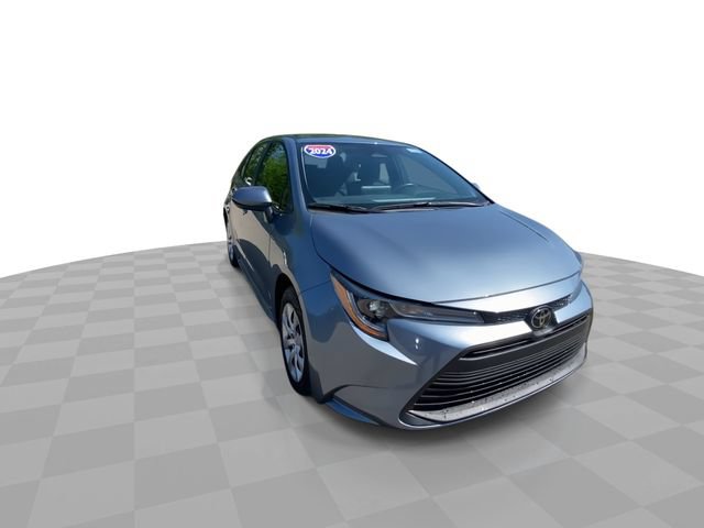 Used 2024 Toyota Corolla LE FWD image 4
