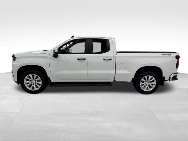 Certified 2019 Chevrolet Silverado 1500 Custom w/ Custom Value Package AWD/4WD image 3