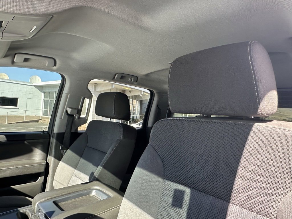 Used 2018 Chevrolet Silverado 1500 LT w/ LT Convenience Package image 14