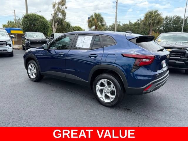 Certified 2024 Chevrolet Trax LS w/ LS Convenience Package FWD image 4